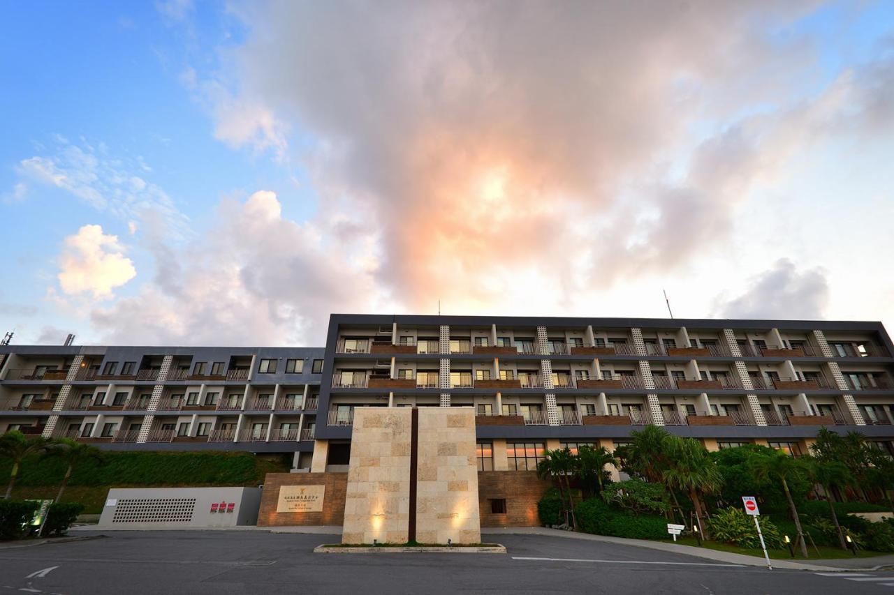 Senagajima Island Resort & Spa Tomigusuku Exteriör bild