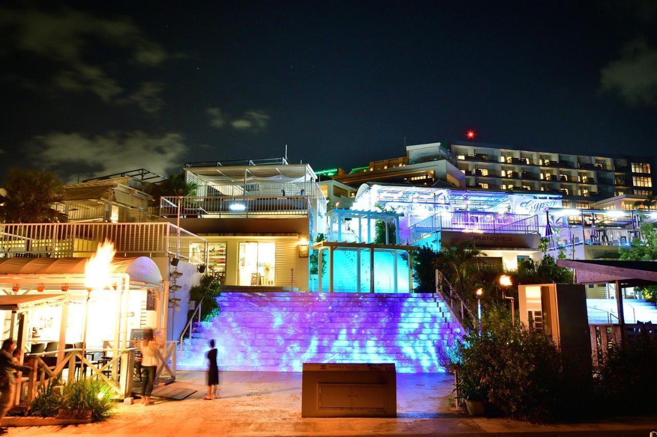 Senagajima Island Resort & Spa Tomigusuku Exteriör bild